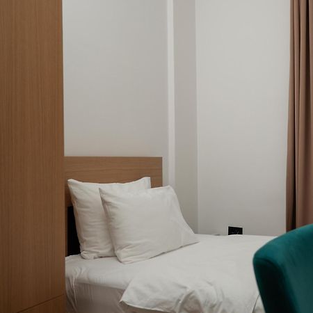 Hotel Tesara Prizren Exteriör bild